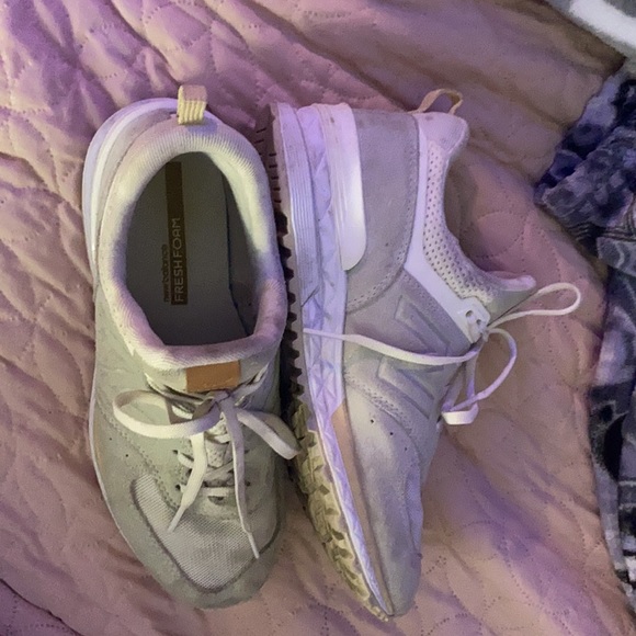 good condition. few stains but can be washed - Picture 3 of 3